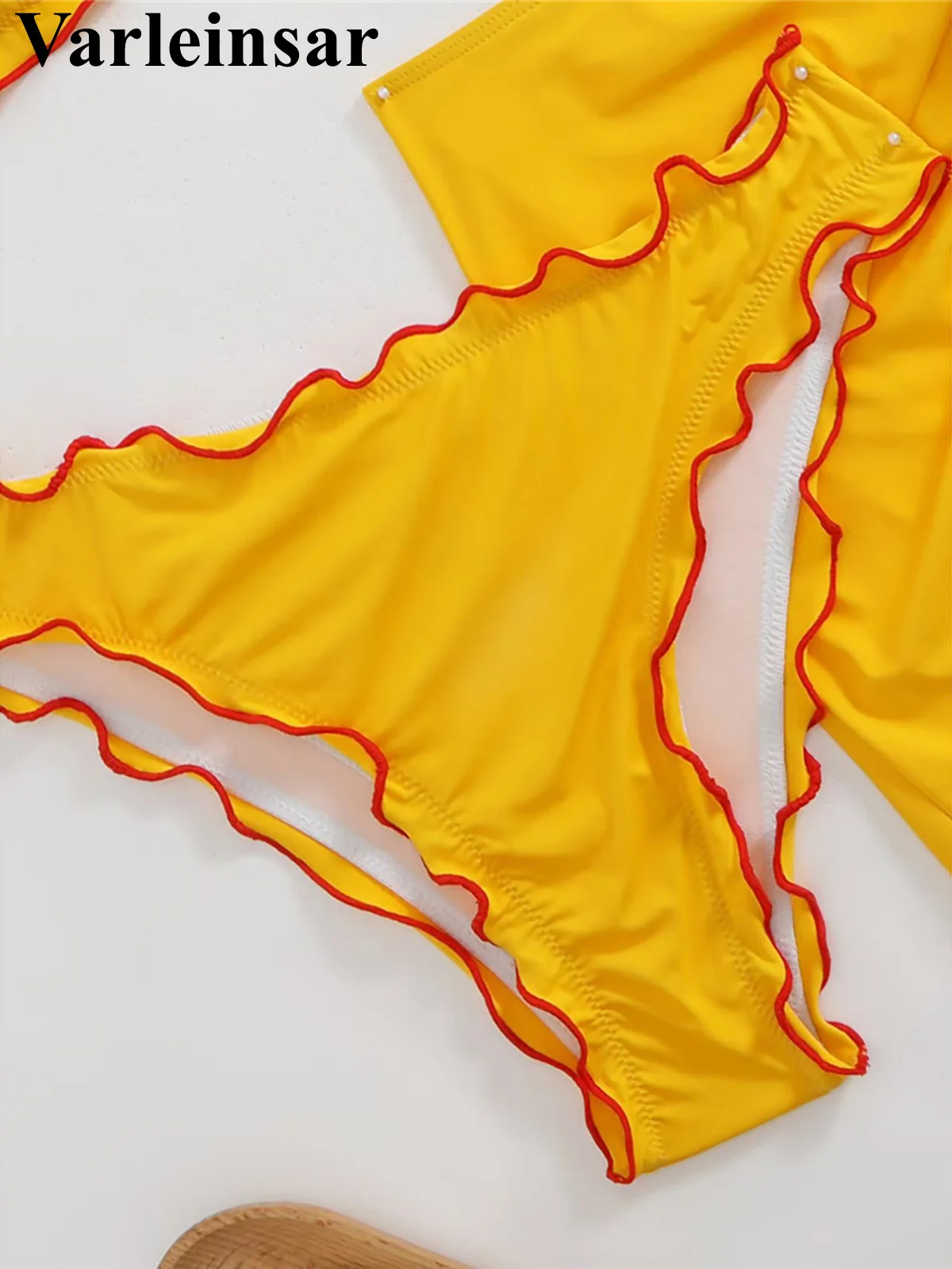S - XL مع تنورة ثلاثية الأبعاد الزهور الرسن بيكيني الإناث ملابس السباحة النساء ثلاث قطع مجموعة البكيني الاستحمام ثوب السباحة السباحة V7327