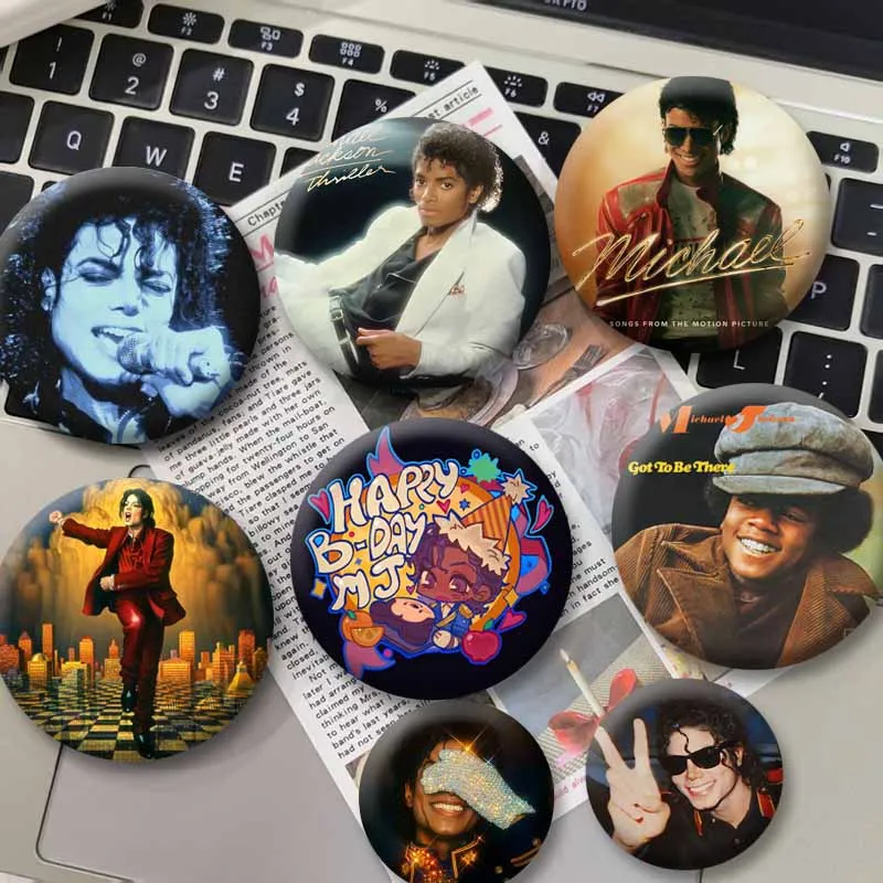 M-Michael Singer J-Jackson Button Pins Handmade Round Brooch Album Cover Culture Cartoon Badge Bag Hat Jewlery Collectible Gifts