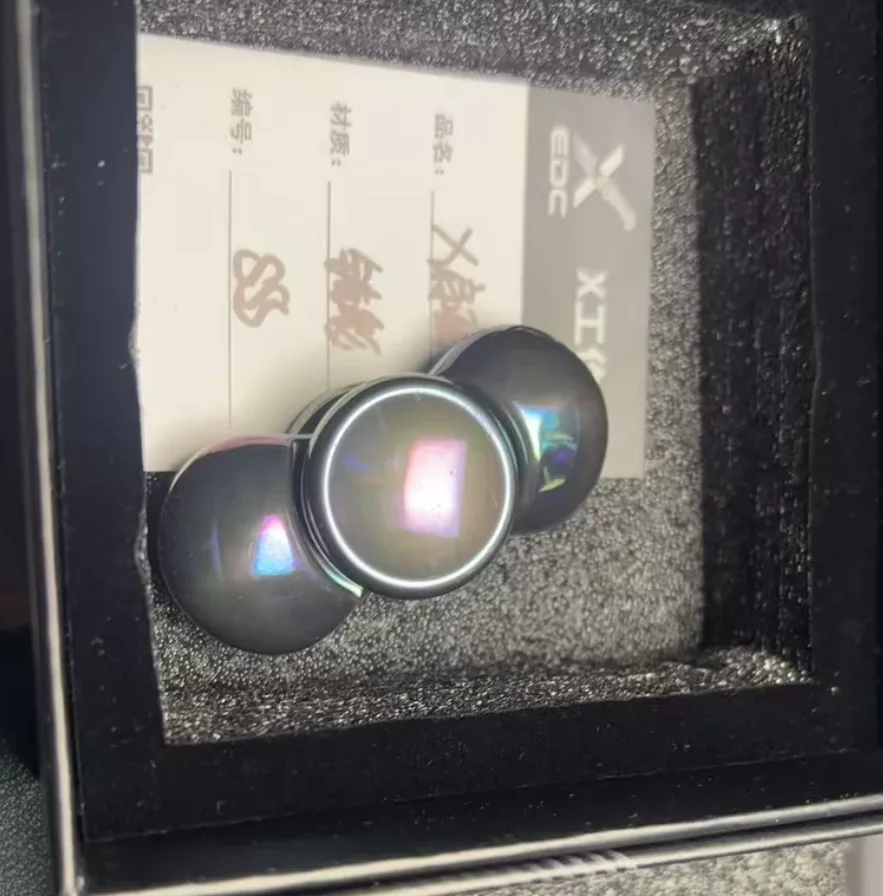 

Used EDC X Studio Flat Egg Zirconium Dark Rainbow fidget decompre ssion toy