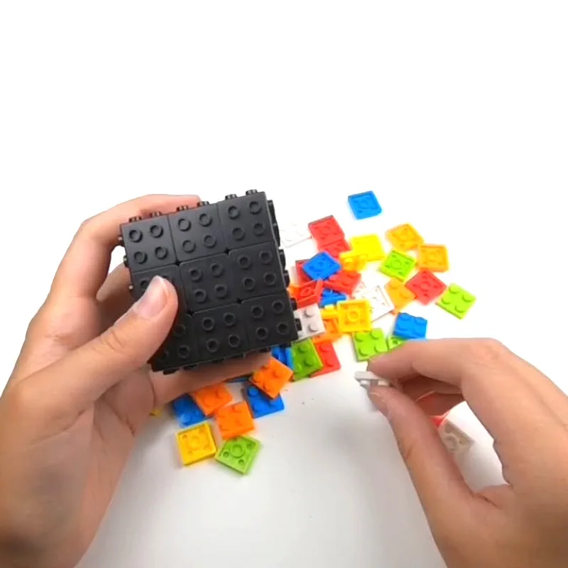 Building Blocks Cube Puzzle Decompression Fidget Toy Magic Cube Intelligence Puzzle assemblato giocattolo educativo per regalo per bambini