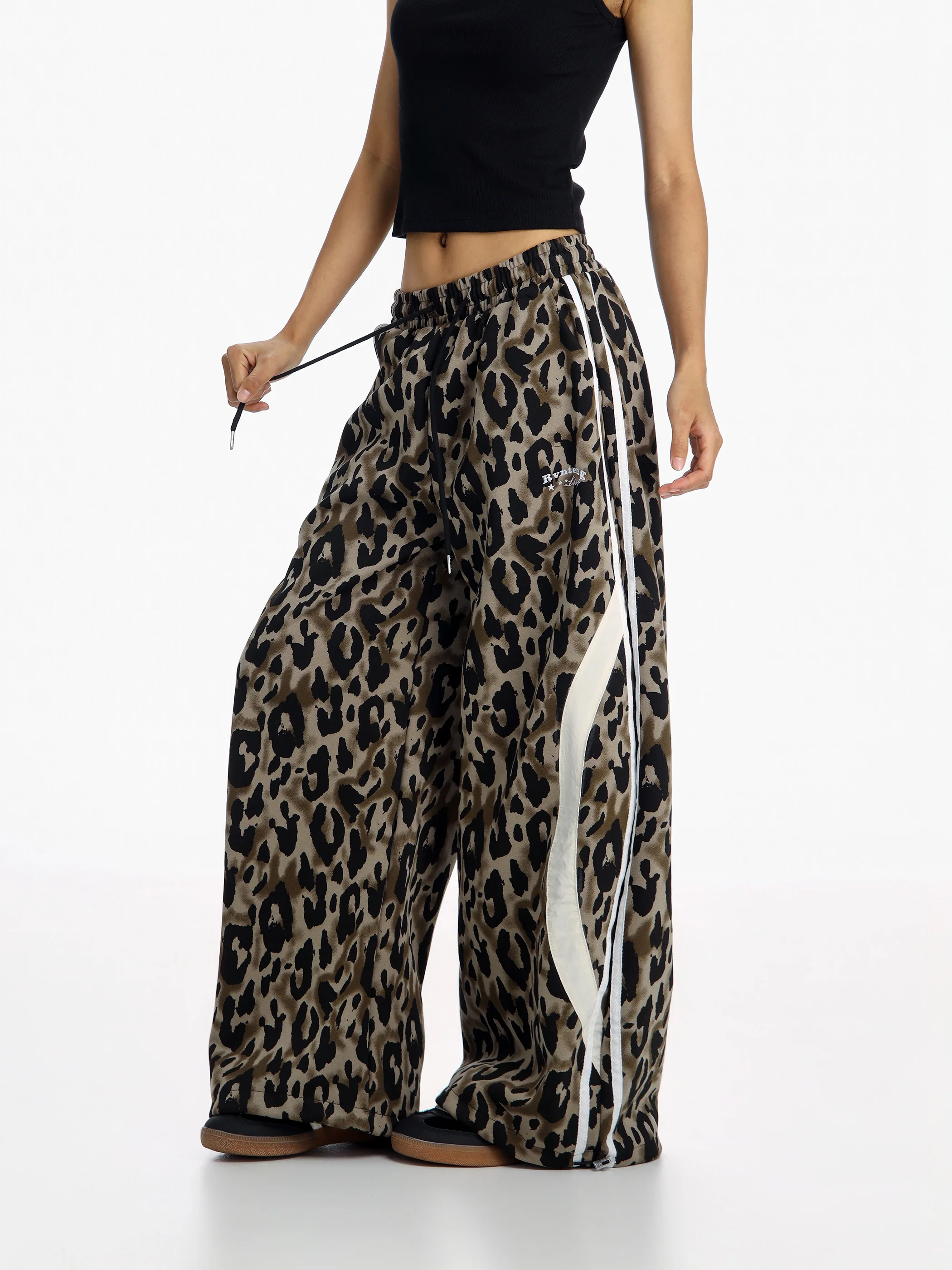 

Low Waist Wide Leg Pants Women's Loose Fit Leopard Print Knife Casual Trousers Summer Fashion Retro Straight Cut Jeans