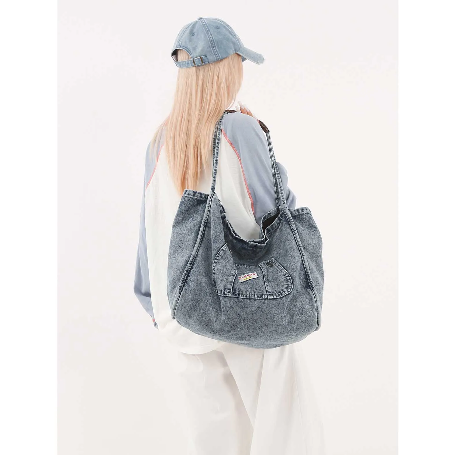 

New canvas denim bag for class commuting, large capacity versatile crossbody bag, simple and fashionable shoulder bag for women