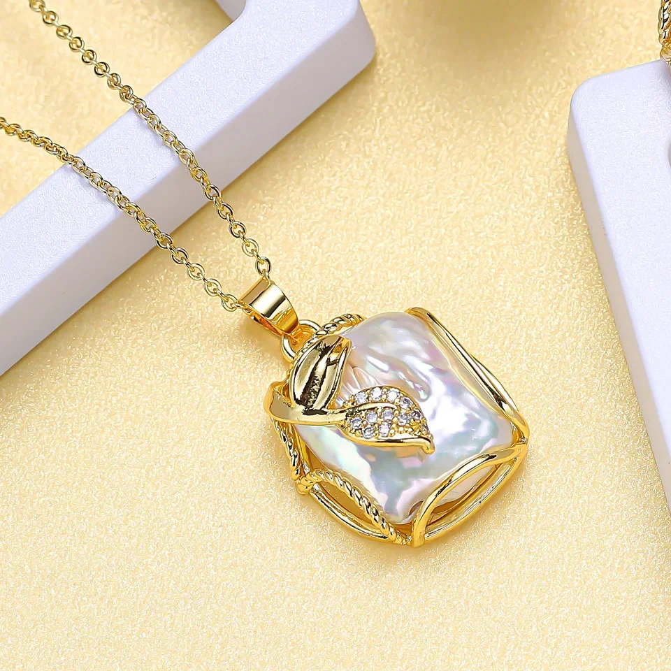 

HENGSHENG 14-15mm Big Square Baroque Natural Freshwater Pearl Pendant Necklaces for Women Vintage Leaf Chain Necklaces Jewelry