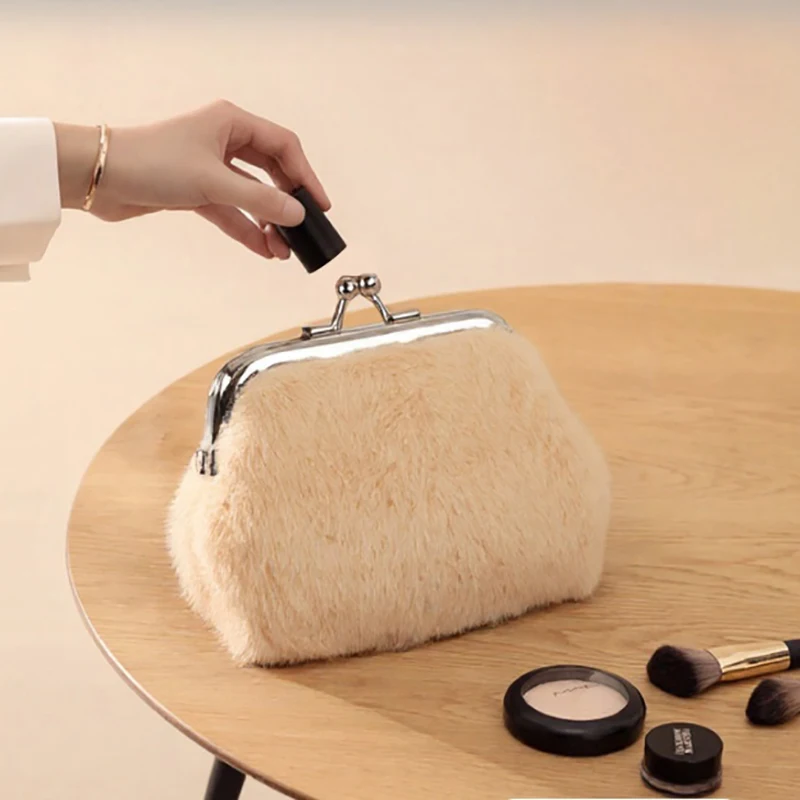 

10 шт. 3-дюймовые кошельки для монет женские, плюшевые, в форме подушки, короткие сумки-органайзеры с брелоком