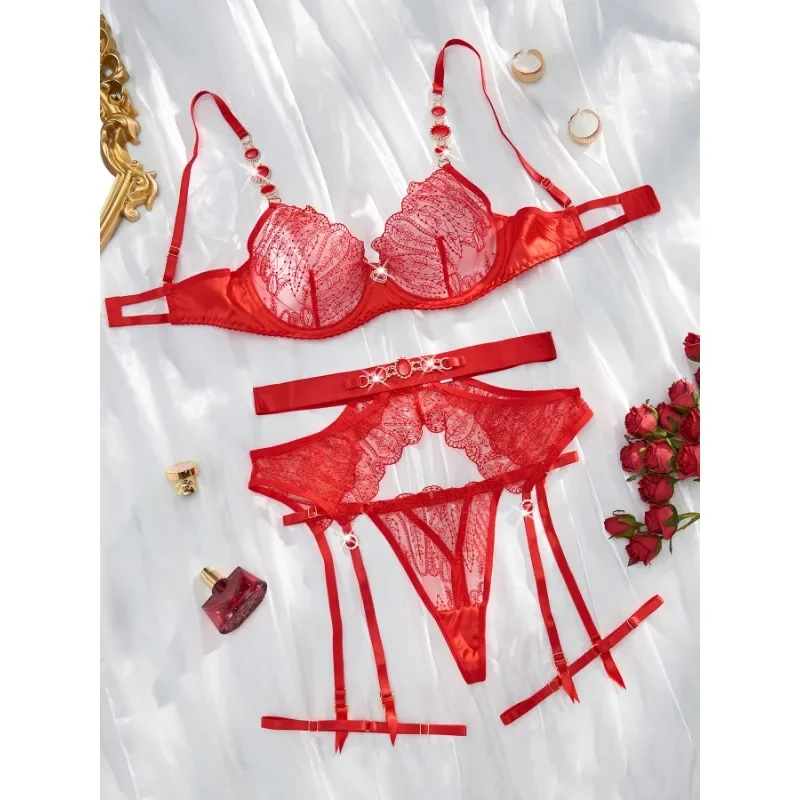 

CHUANGERM Erotic Onlyfans Chain Sexy Lingerie Set Love Underwear Valentine's Day With Gems Female Bra Women's Intimates porn