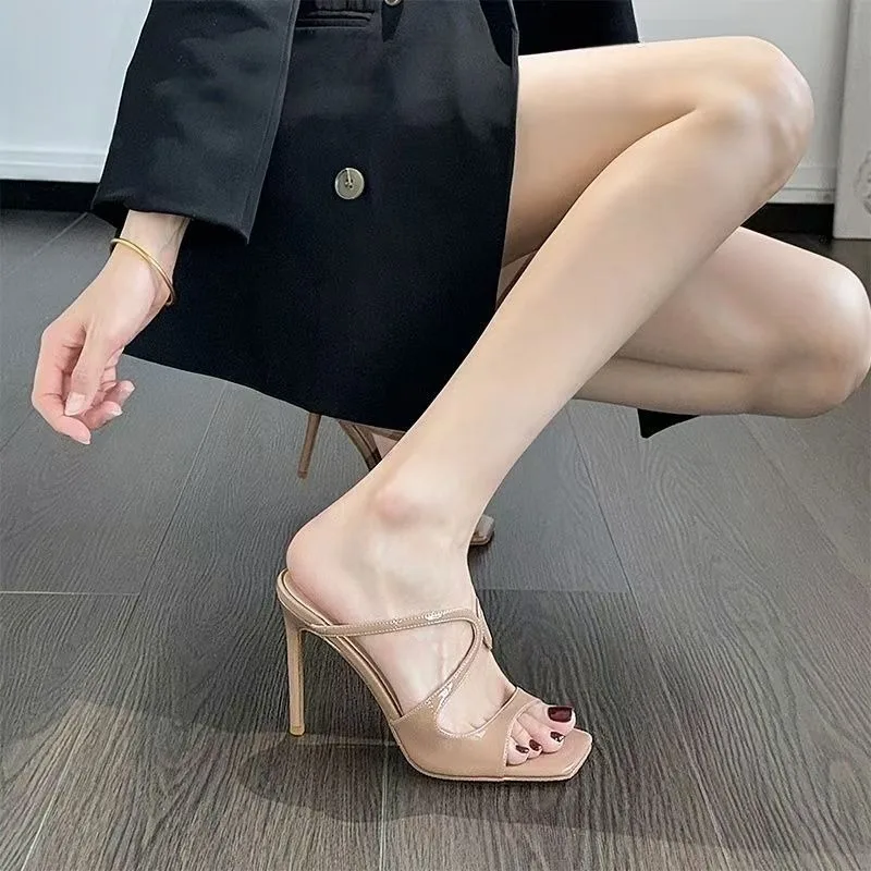 جديد صيف جديد النعال النساء الاتجاه مثير حجم كبير ساحة تو رقيقة الكعوب أحذية السيدات النعال غير رسمية كعب صندل 35-41 #4