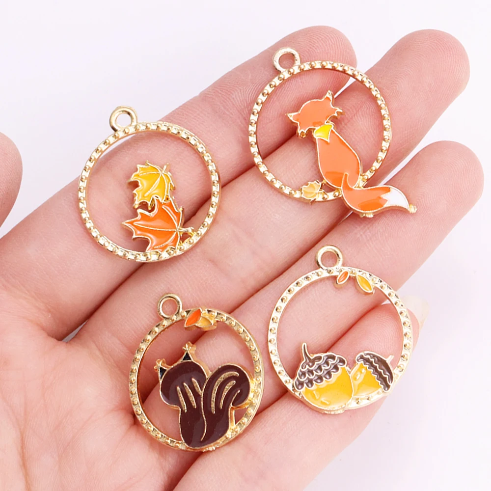 10Pcs Enamel Fox Maple Leaf Pine Cone Squirrel Charm Gold Color Metal Round Pendant DIY Key Chain Necklace Jewelry Accessories