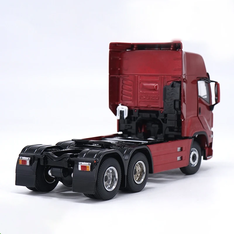 Diecast 1:32 Scale Isuzu VC61 Tractor Alloy Truck Model Colection Souvenir Ornaments Display Vehicle Toys Gift