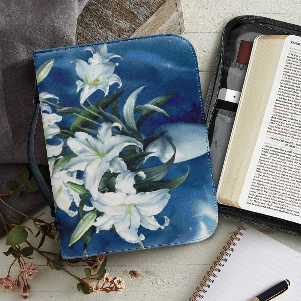 

FORUDESIGNS Leather Handbag Women's Protection Bible Daffodil Design Women's Bible Fashion Church Prayer Study Bible Bag