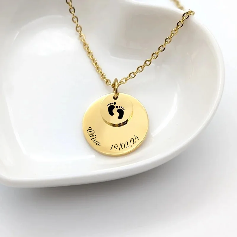 

Custom stainless steel engraved cute pattern\text size round pendant necklace, fashionable\simple exclusive necklace for girls