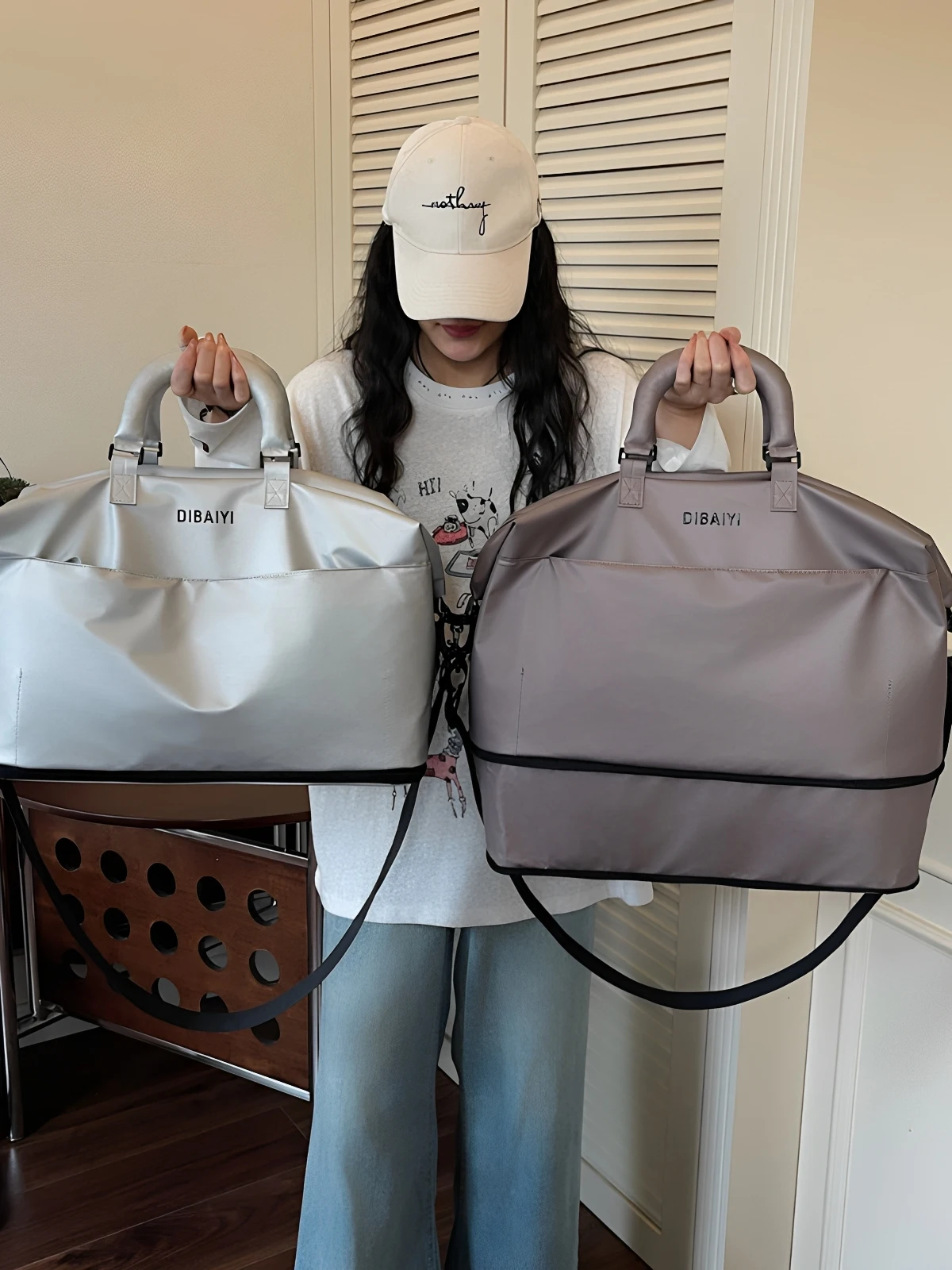 2026-new-large-capacity-short-trip-handheld-travel-bag-lightweight-portable-luggage-fashionable-waterproof-fitness-travel-bag