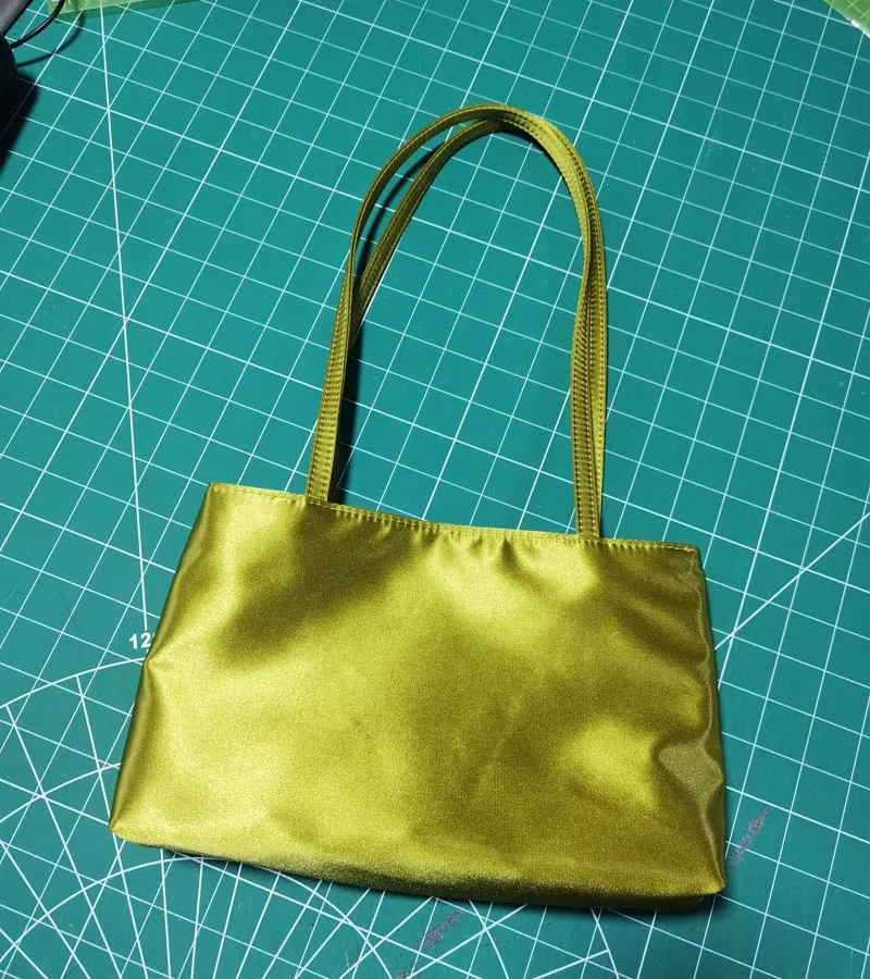HIGHREAL Women's Silk Square Underarm Bag Macaron Contrasting Color Shoulder Tote Bag Daily Commuter Handbag