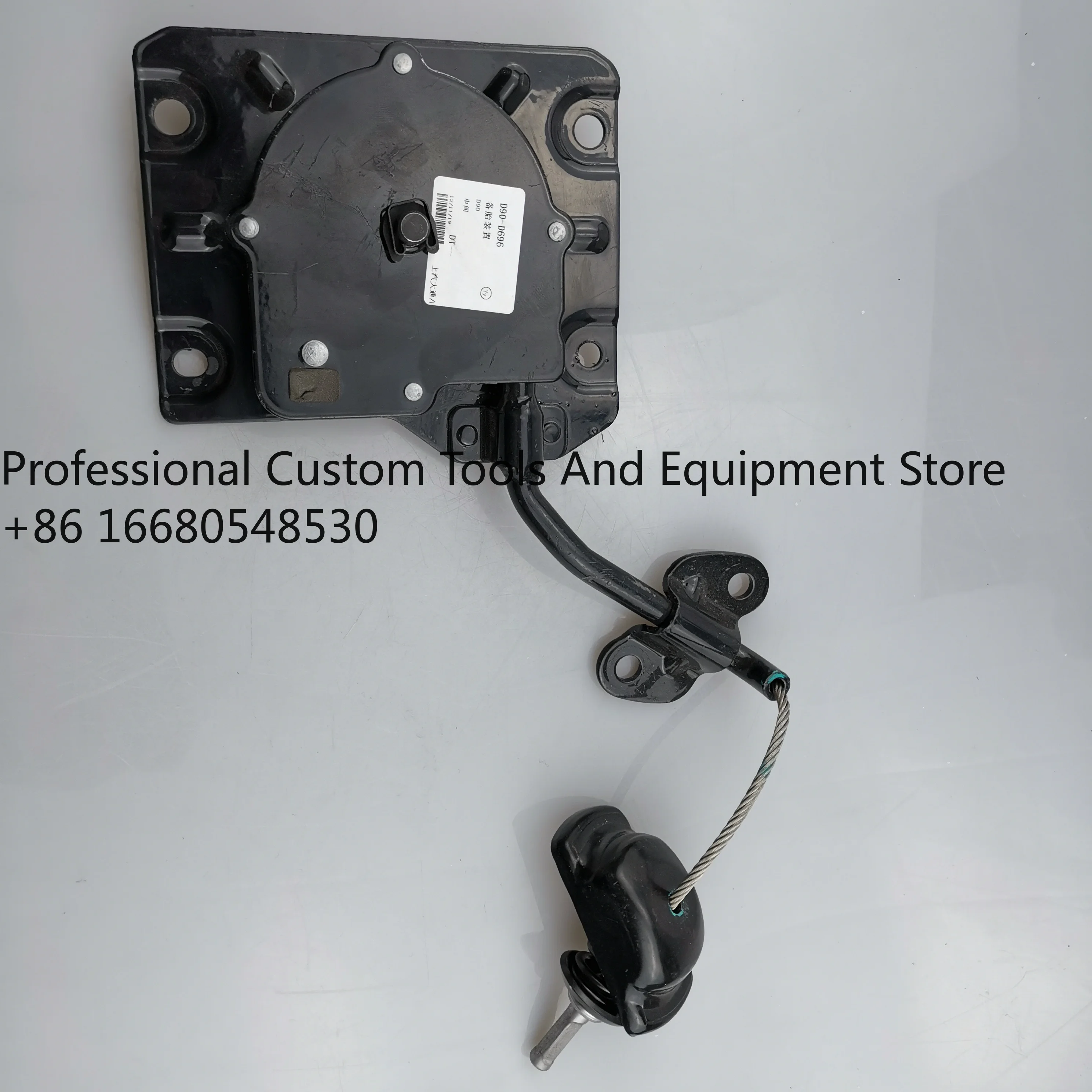 U2sSAIC MAXUS D90 Original Spare Tire Device C00064696