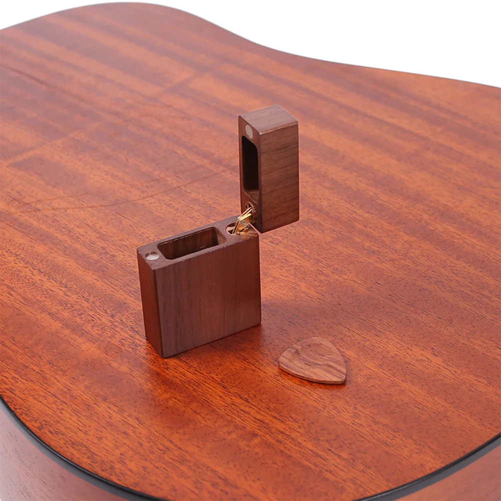 

1pcs Guitar Picks Box Wooden Holder For Electric Acoustic Guitar Accessories Storage Case Travel Pick Container