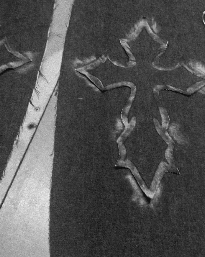 Harajuku Gothic Y2K تصميم نمط المرح الرجال الجينز العصرية الرجعية المألوف تنوعا واسعة الساق السراويل روك الشرير شارع العليا السراويل