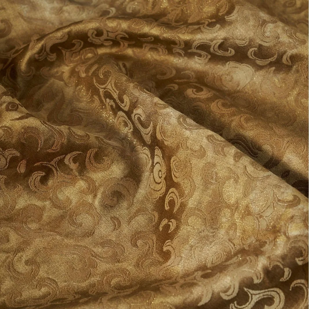 ใหม่ผ้าไหมทอ Jacquard ซับจีน 44 Mm135 ความกว้างฤดูใบไม้ร่วงและฤดูหนาวเสื้อผ้าผ้าปูที่นอนผ้า