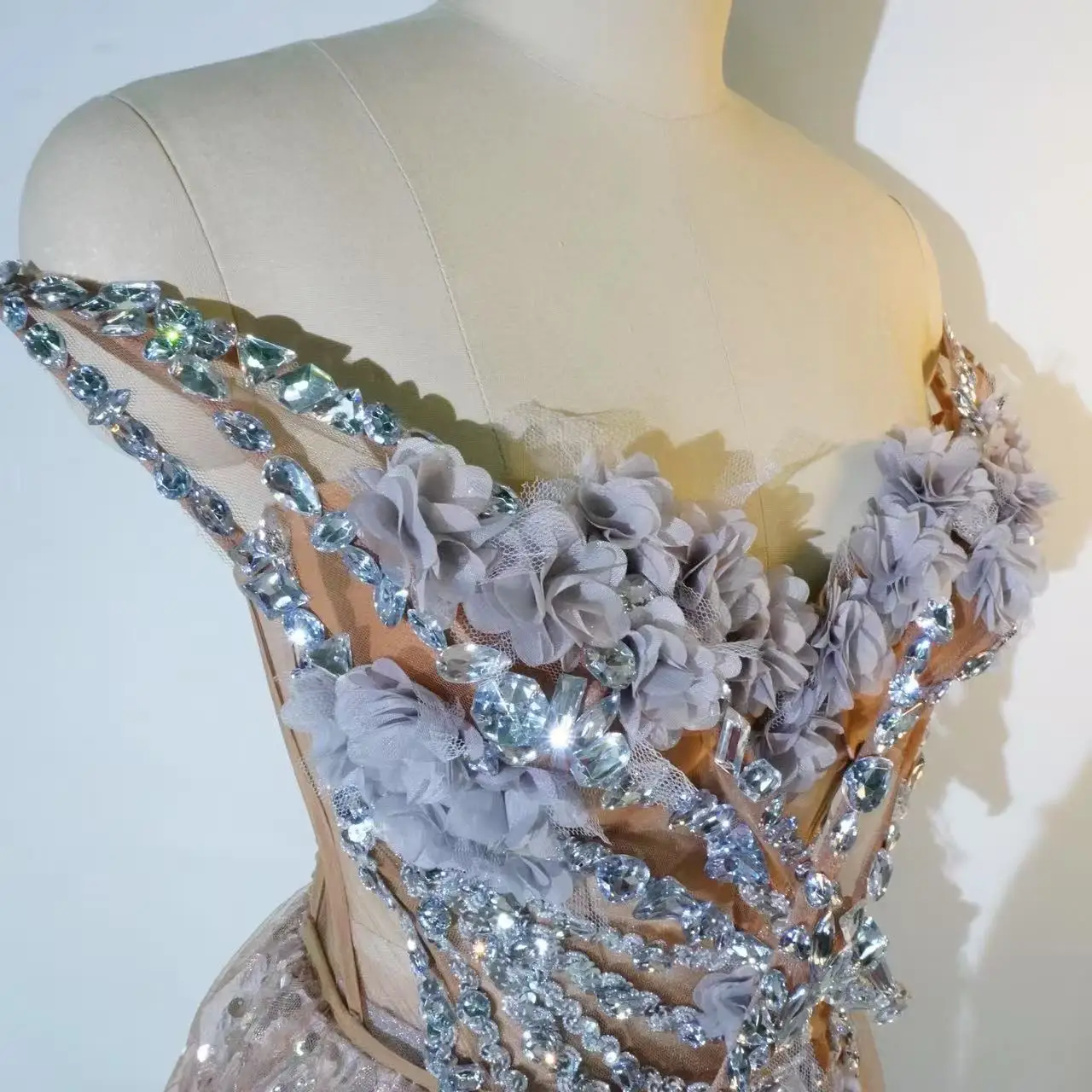 السيدات كريستال الترتر براقة قطعتين فستان عارية الذراعين ملهى ليلي المرحلة فستان سحب الملكة القطب الرقص حفلة عيد ميلاد الزي