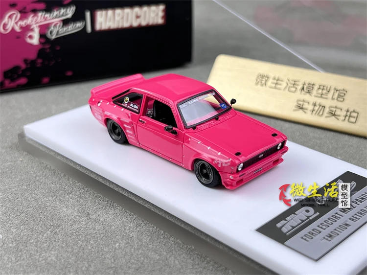 INNO 1:64 FORD ESCORT MK2 PANDEM   Limited Metal Static car toy model gift