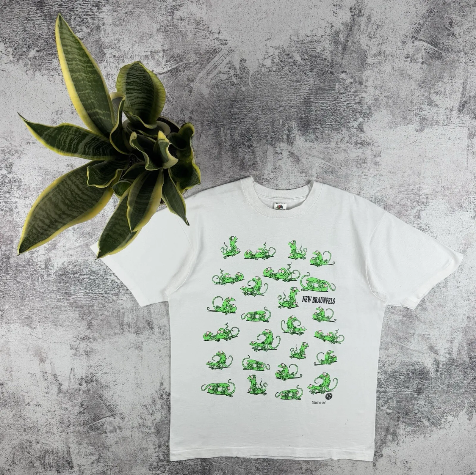 Vintage Kama Sutra Lizard Sex Positions New Braunfels Humor Comic T Shirt Tee