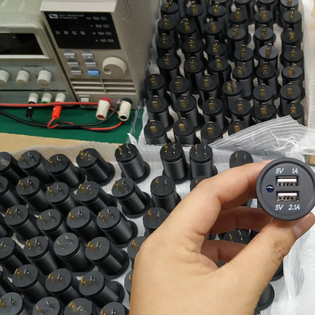 

1Pcs Car Waterproof Dual Port Fast for Phone Motorcycle Scooter Boat Refitted Vehicle Multiple Protection