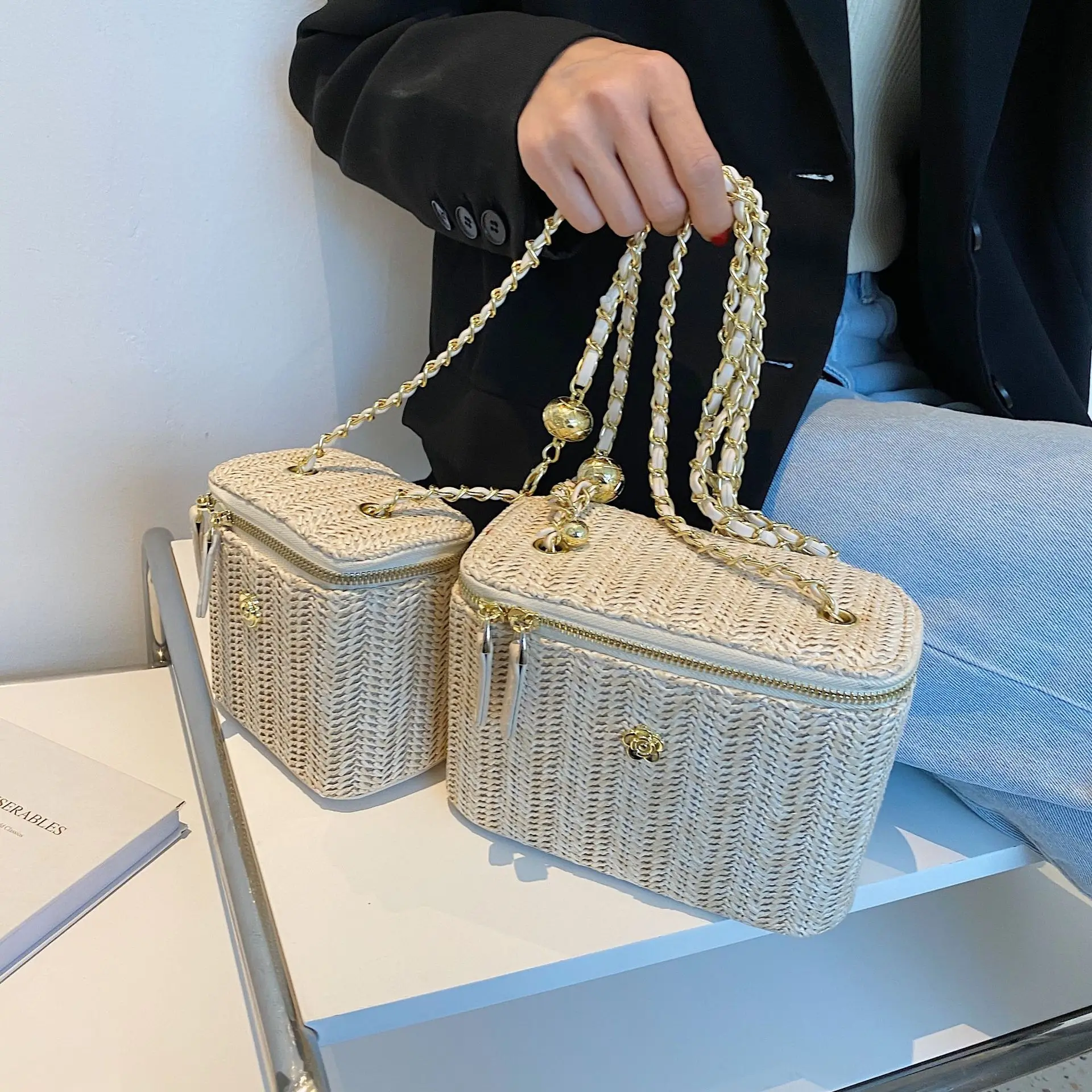 2026 Sommer Mini Stroh-Bucket-Crossbody-Tasche für Damen – Geflochtene Damenhandtaschen und -geldbörsen mit Kette, einfache Umhängetaschen – Detail 9