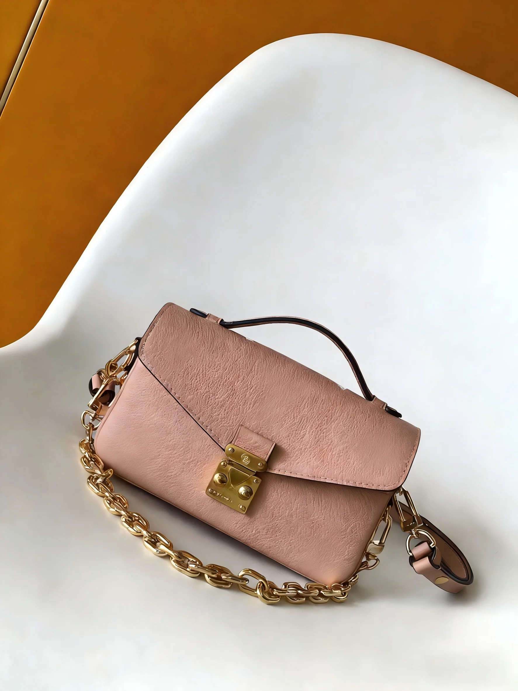 

Leather Crossbody Bag Women's Handbag Soft Briti Sle Faionable oulder Bag Handheld Bag for Casual