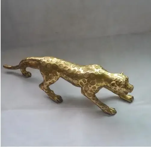 A copper leopard leopard cheetah large bronze decoration Feng Shui Lucky House business gifts crafts