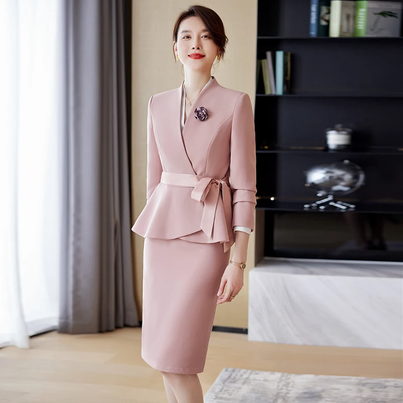 Fashion professional womenswear spring and summer new suits and short skirt suits show elegant temperament