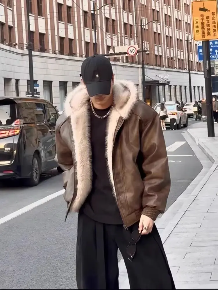 Hooded Warm Pu Leather Jacket Cotton Clothes Men's 2025 New Winter Velvet Thickened Fur Integrated High Street Fashionable Coat
