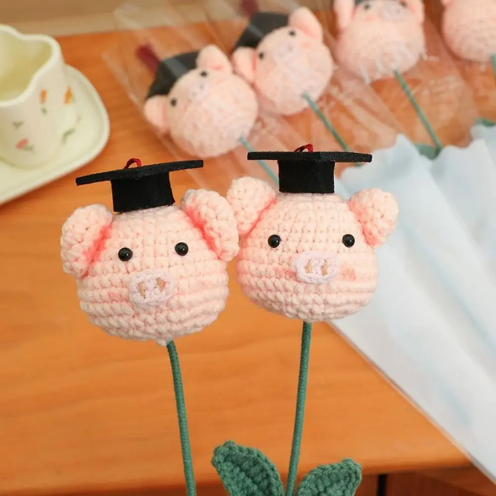 Gorros de Doctoral, flor tejida para graduación, hilo Artificial tejido a mano, ramo de flores de graduación, diseño de ganchillo de flores tejidas