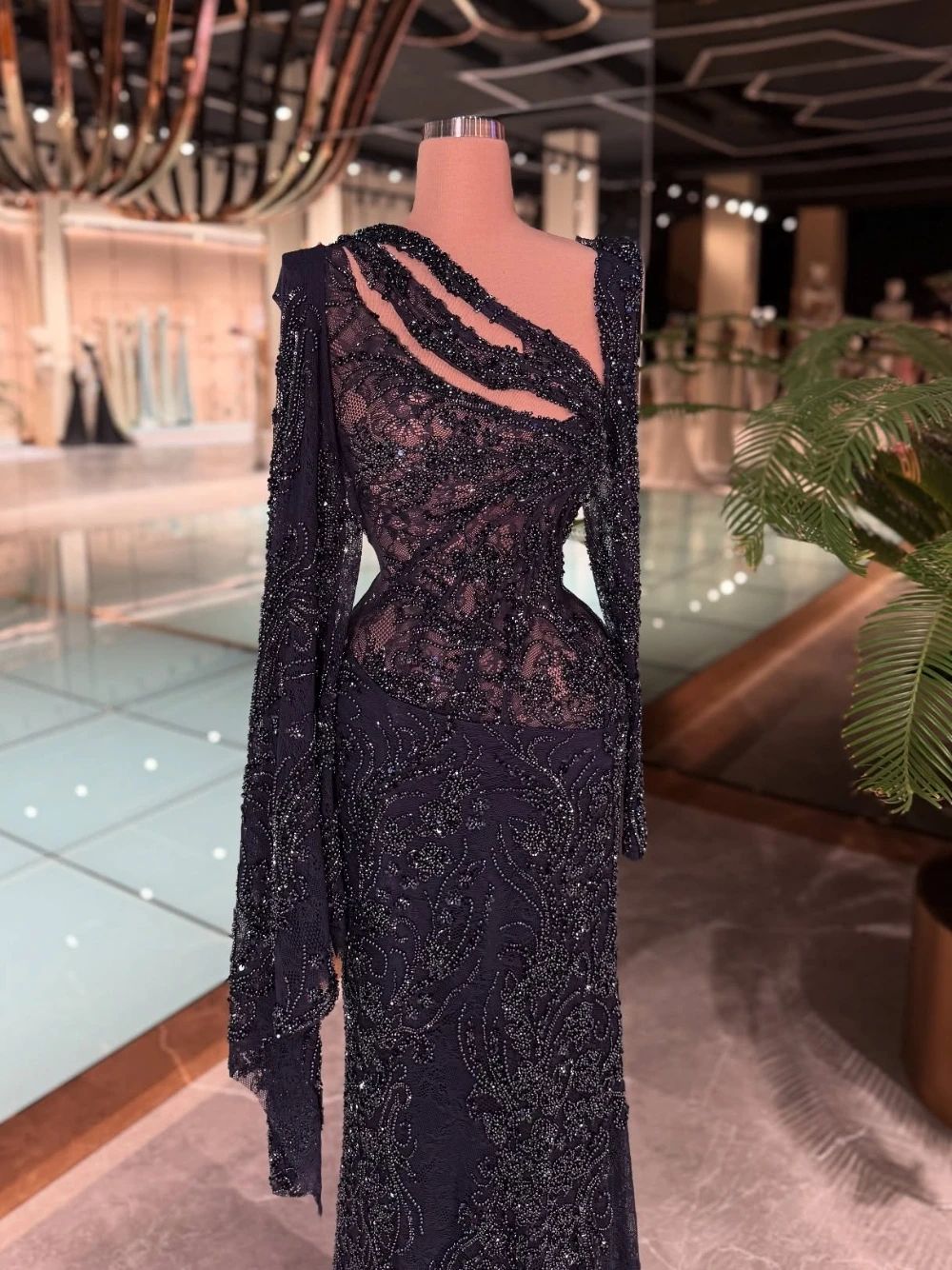 Navy Blue Sheer Lace Mermaid Evening Dress Delicate Beaded Unique Dramatic Sleeve For Night Parties Customized Cocktail Gown