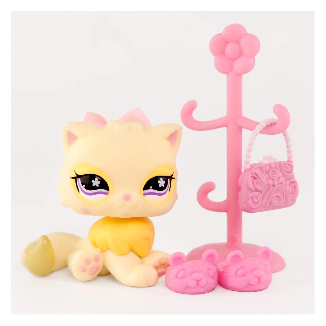

LPS Minilpsshop Bobble Head Toy Cat Animal With Accessories Floor Standing Flower Rack Bag Shoes Children's Gift for Boy and Gir