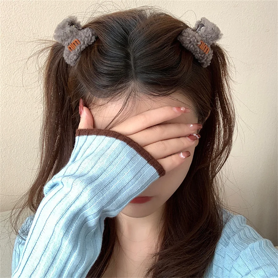 Candy Color Lambs Wool Hair Claws Clip For Women Girls Small Size Hair Clips Hairpin Fashion Hair Accessories Hair Styling Tool