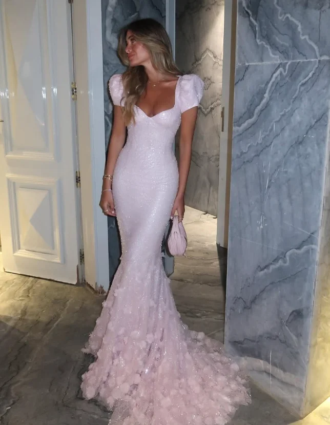 Рисунок 3 - Высококачественные напольные платья