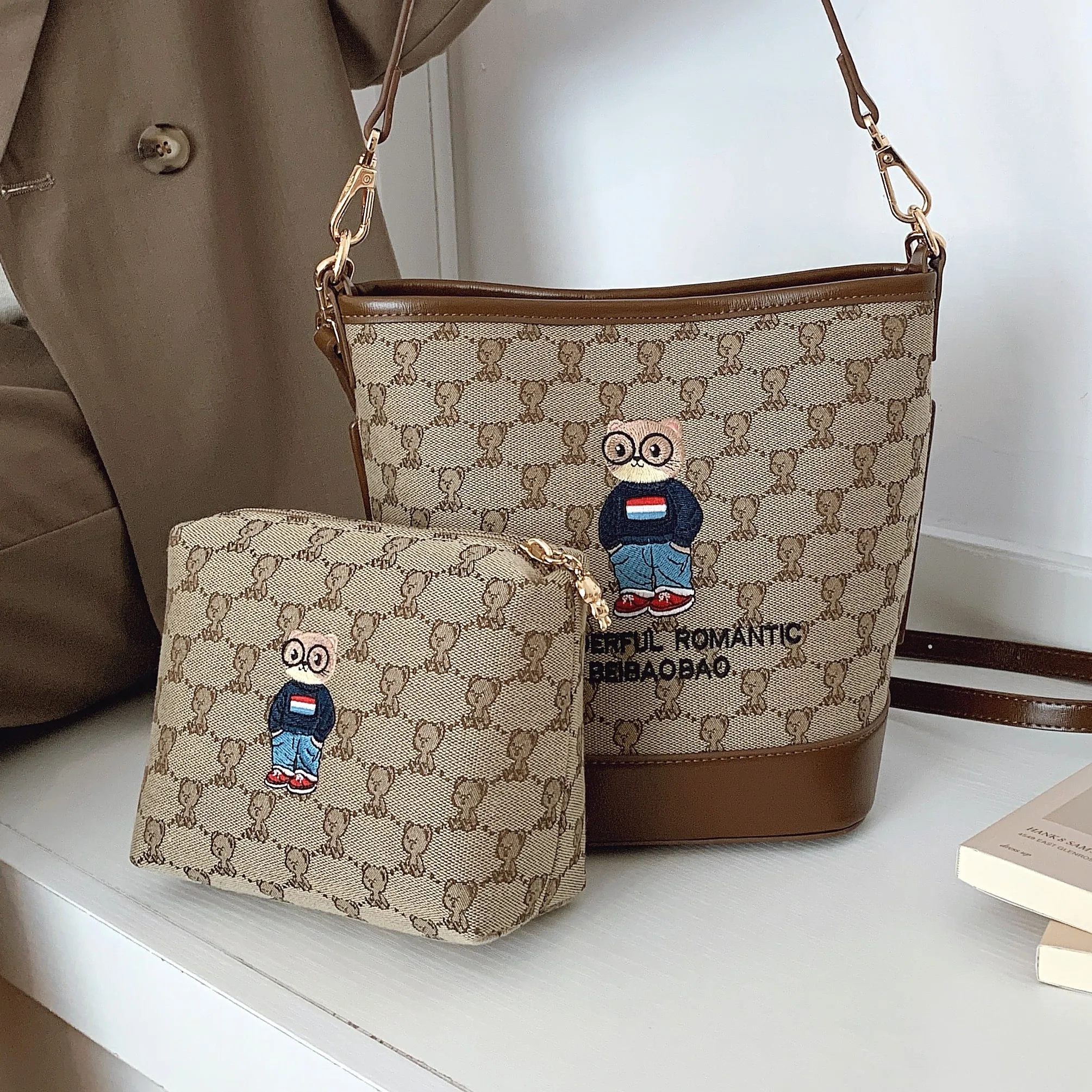 

BeiBaoBao Trendy Casual Bucket Mommy-Daughter Bags Stylish Shoulder Crossbody Bag Versatile Underarm Women's Handbag