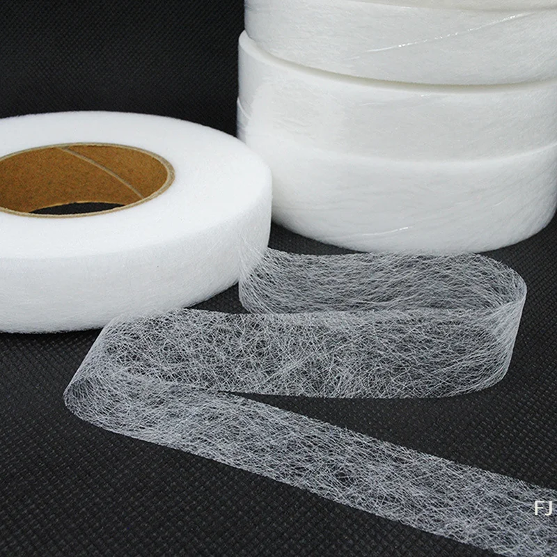 

[YU]Black White Double-sided Interlining Adhesive Fabric Clothes Iron On Hem Tape Interlining Web DIY Sewing Patchwork Acces