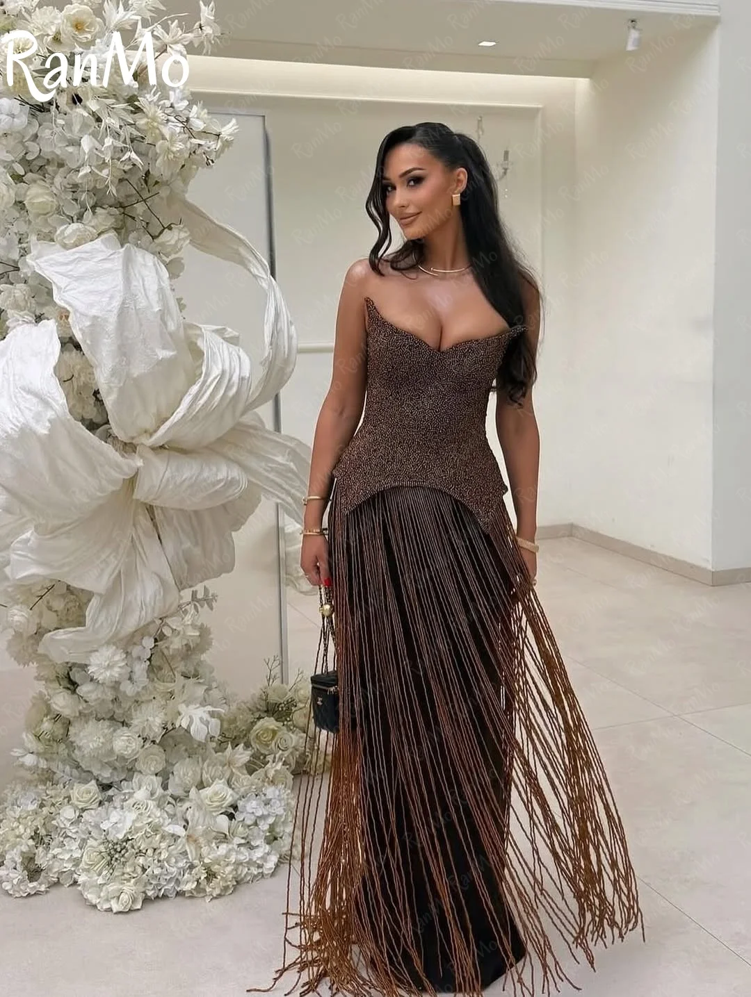 Ranmo 2025 Customized Sleeveless Prom Dresses Sweetheart Brown Beadings Scarf Tassels Floor Length Party Dresses فساتين