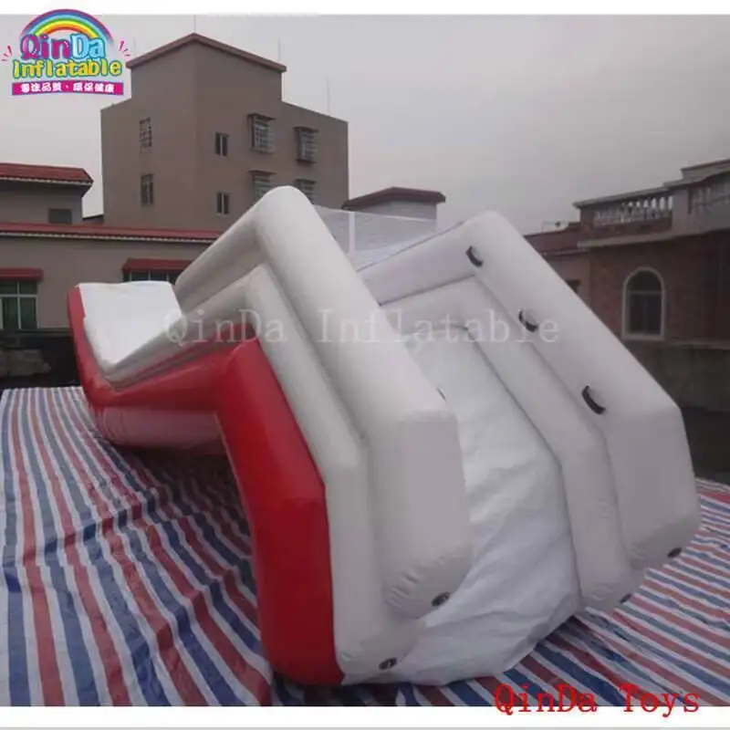 حار بيع 3M ارتفاع نفخ الشريحة يخت العائمة، ألعاب المياه نفخ المياه الشريحة لليخوت