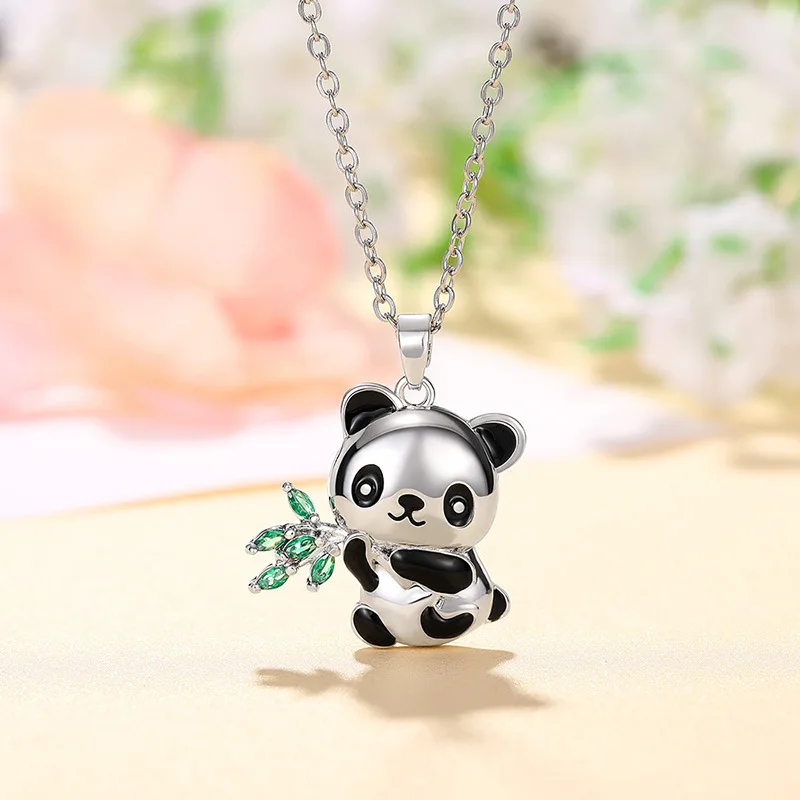 20242024 Cross-border European and N Cartoon Cute Pendant, Good Friend Panda Necklace, Hand Bamboo Students Simple Jewelry