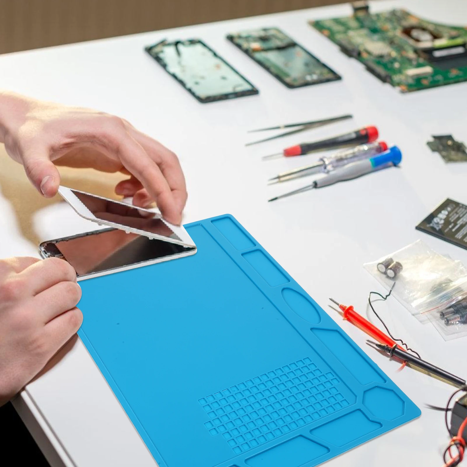 

Large Soldering Mat Heat Resistant Insulated Protection Pad for Electronic Soldering Workbench Repair Station Insulated Mat