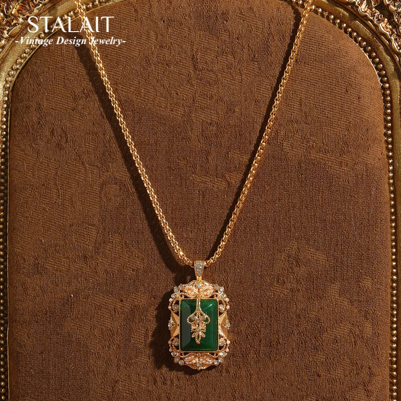 Vintage Emeral Green Glazed Pendant Necklace Shiny Gold Color Palace Style Summer Jewelry Bohemian Accessories For Women 2025