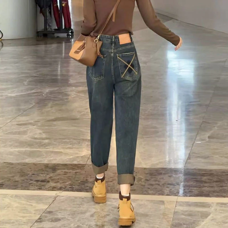 

Niche Harlan jeans women's new retro high-waisted loose color collision design sense radish nine-minute old man pants