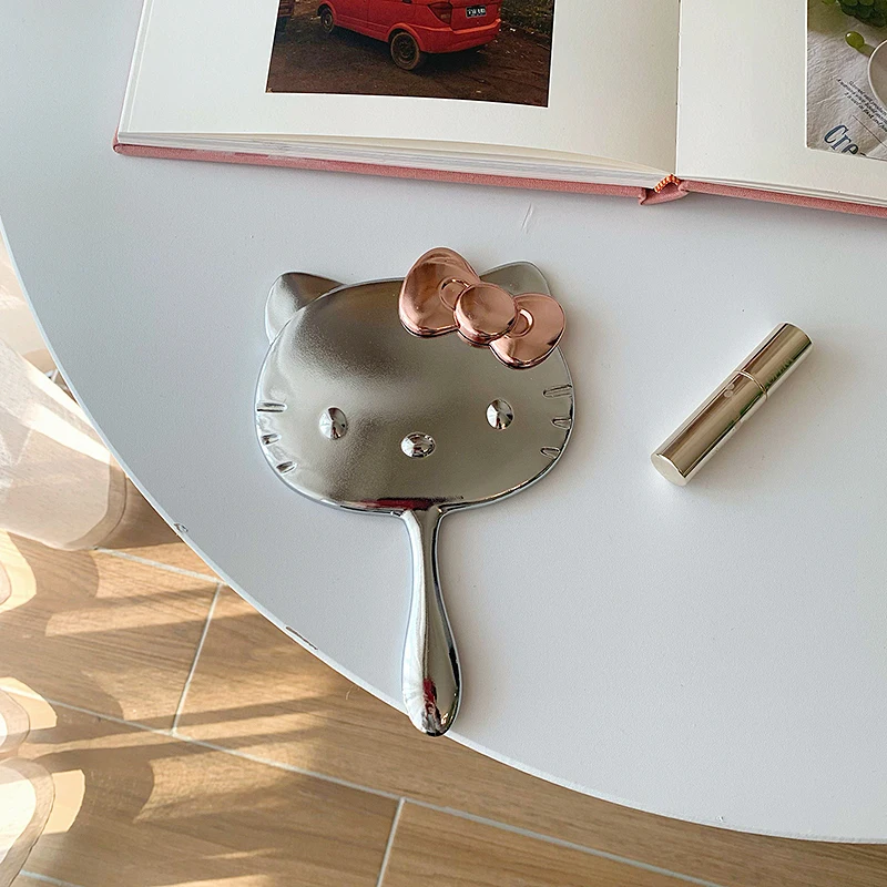 Miroirs de maquillage kawaii, figurines d'anime Hellokittys, miroir à main pliable et Portable, mignon, Décor de Table, cadeaux pour filles