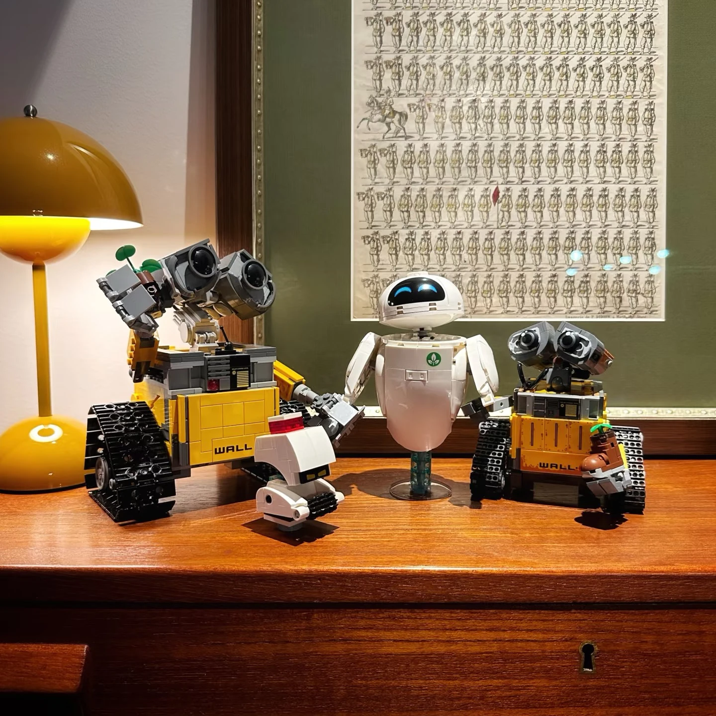 

Disney Creative Wall E Robot EVE Walle MOC Строительные блоки DIY Коллекция моделей Сборочные кирпичи Подарок на день рождения игрушки Подарок