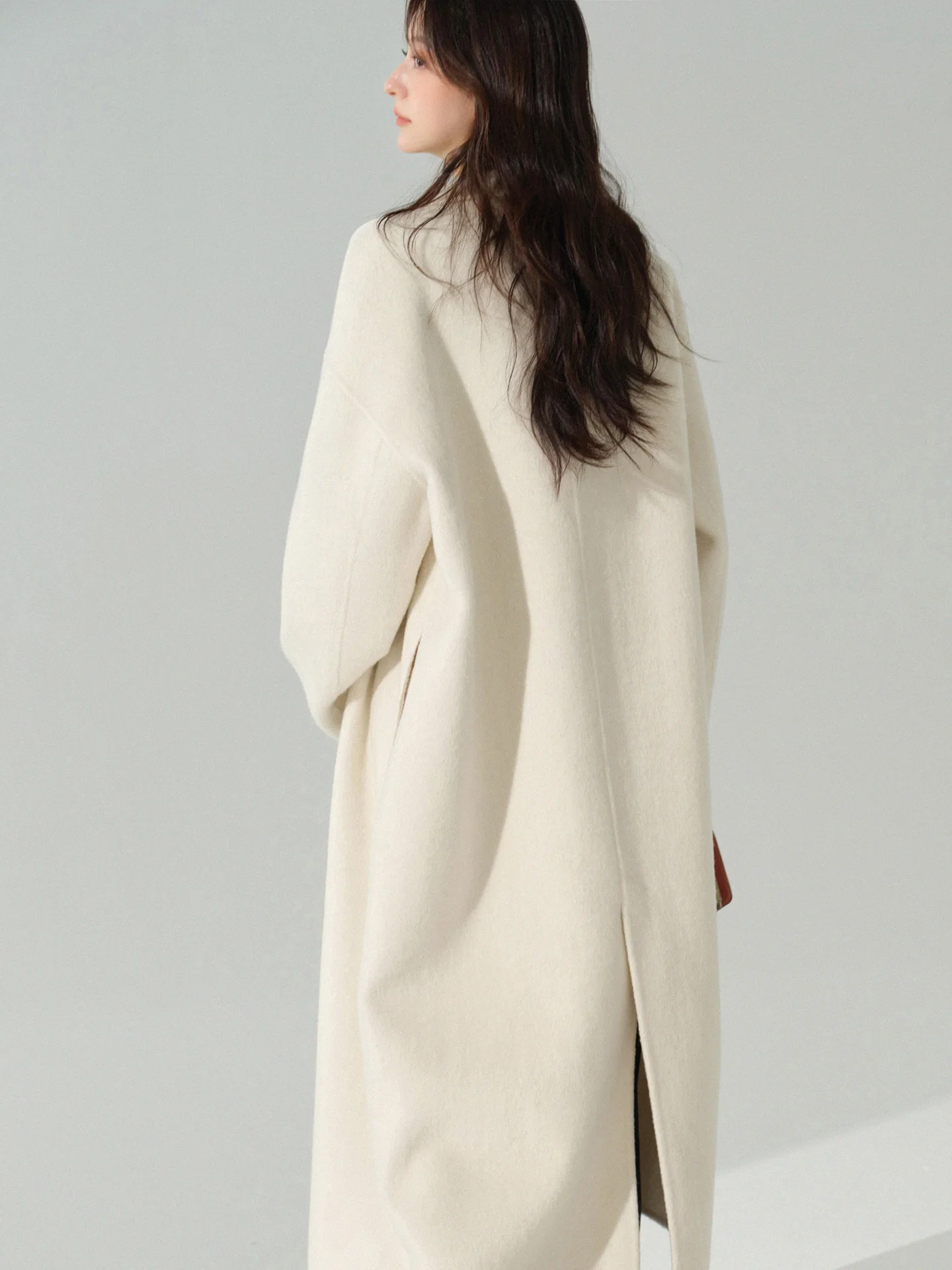 Elegant Wool Double Faced Coat Double Breasted Long Overcoat for Women Autumn Loose Fit Outerwear Classic Minimalist Warm Jacket