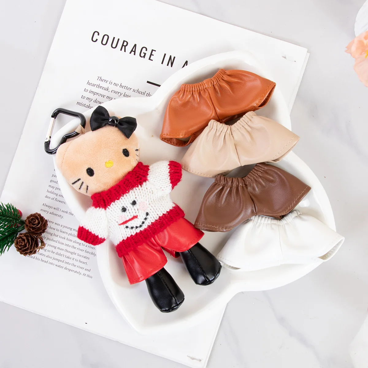 The New High-value Long-legged KT Monchqilabubu Leather Pants Plush Toy Bag Pendant Monchqilabubu Dress Up Doll Clothes