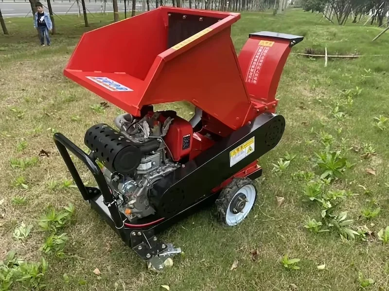 16HP Self-propelled Type 15cm Wood Chipper Shredder Diesel Wood Log Branch Chipper Industrial Barrel Shredder