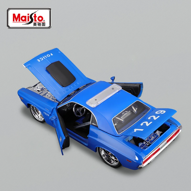 Maisto 1:24 Dodge Challenger T/A 1970 Modified Muscle Car Alloy Car Model Diecasts & Toy Vehicles Collection Car Toy Boy gifts