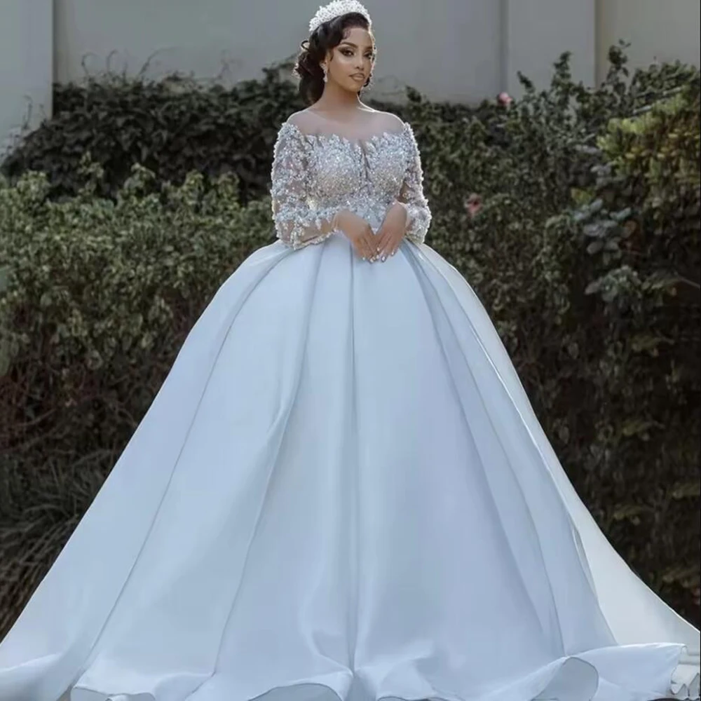 Modern V Neck Long Sleeves Weddding Dresses Lace Appliques V Neck Bridal Gowns Customized Ball Gown Princess Bride Party Attire