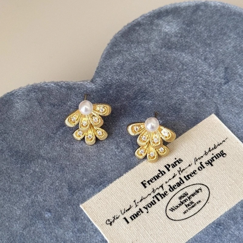 أقراط زهرة اللؤلؤ بطبقة مزدوجة من الدانتيل بنصف مروحة على الطراز الصيني الجديد مع نسيج أنثوي، مجوهرات هدايا العيد